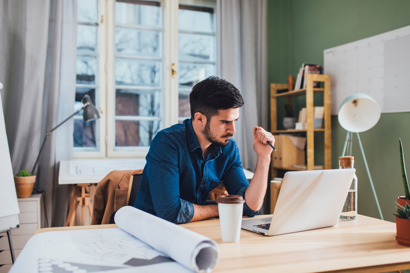 Налог на самозанятых 2022. Самозанятый может быть иностранец. Самозанятый может быть иностранец. Самозанятые и юридические фото. Самозанятый может быть иностранец.